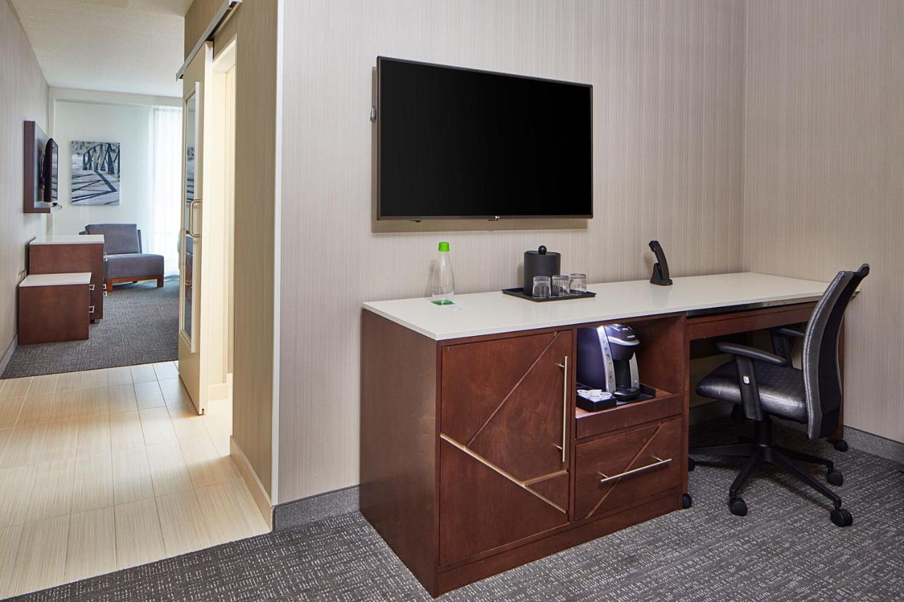 Courtyard By Marriott Minneapolis West Saint Louis Park Buitenkant foto