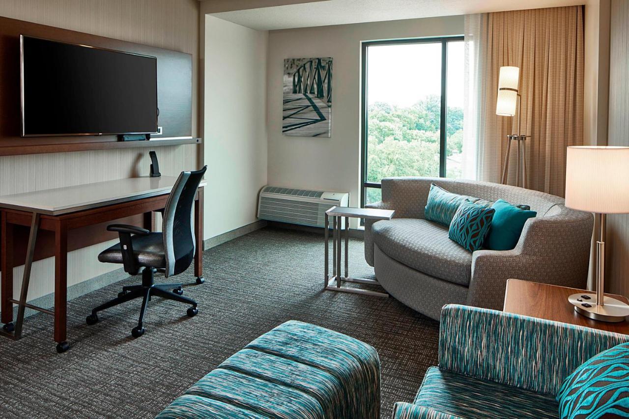 Courtyard By Marriott Minneapolis West Saint Louis Park Buitenkant foto