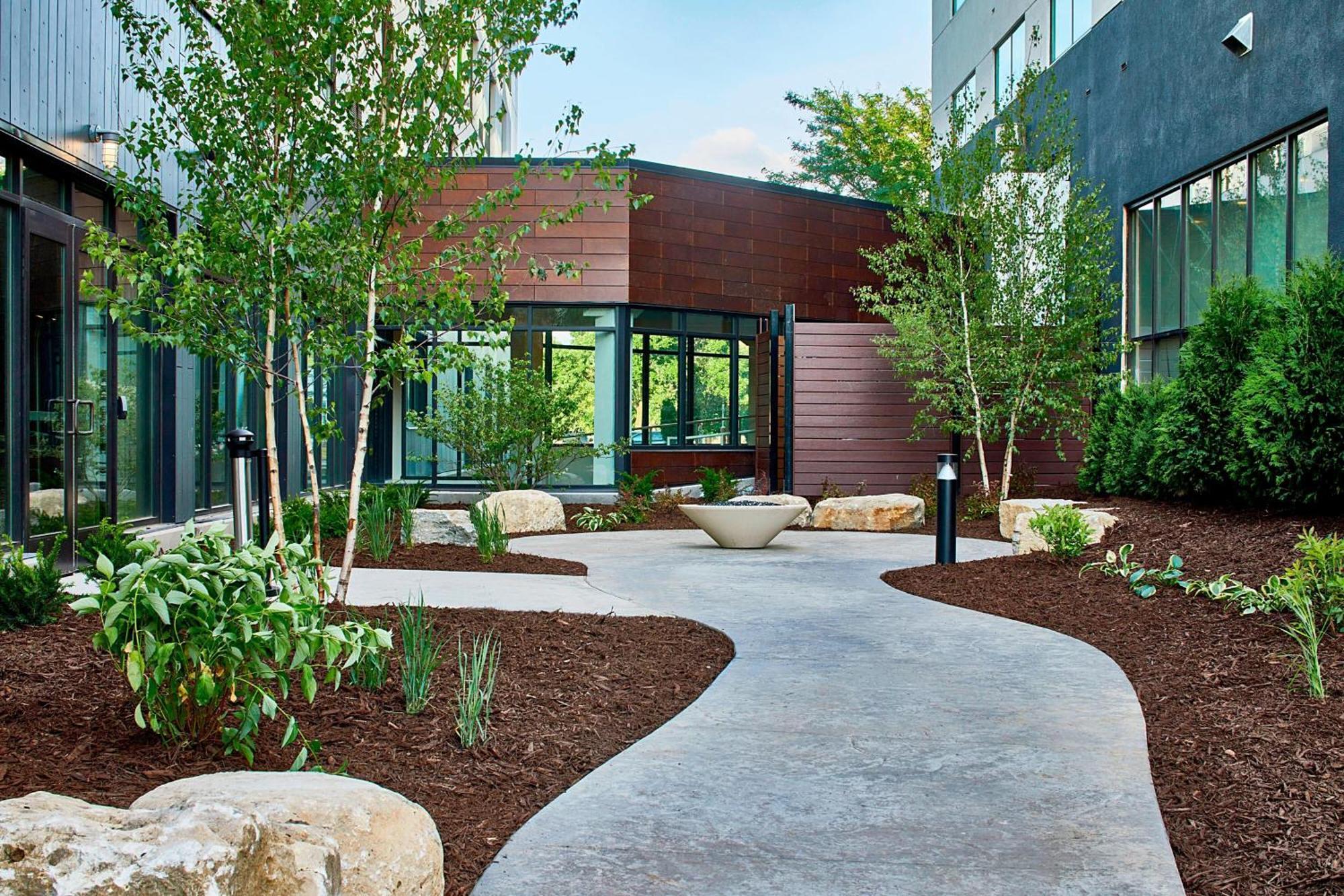 Courtyard By Marriott Minneapolis West Saint Louis Park Buitenkant foto